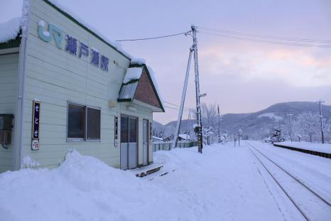 瀬戸瀬駅　20111206－2